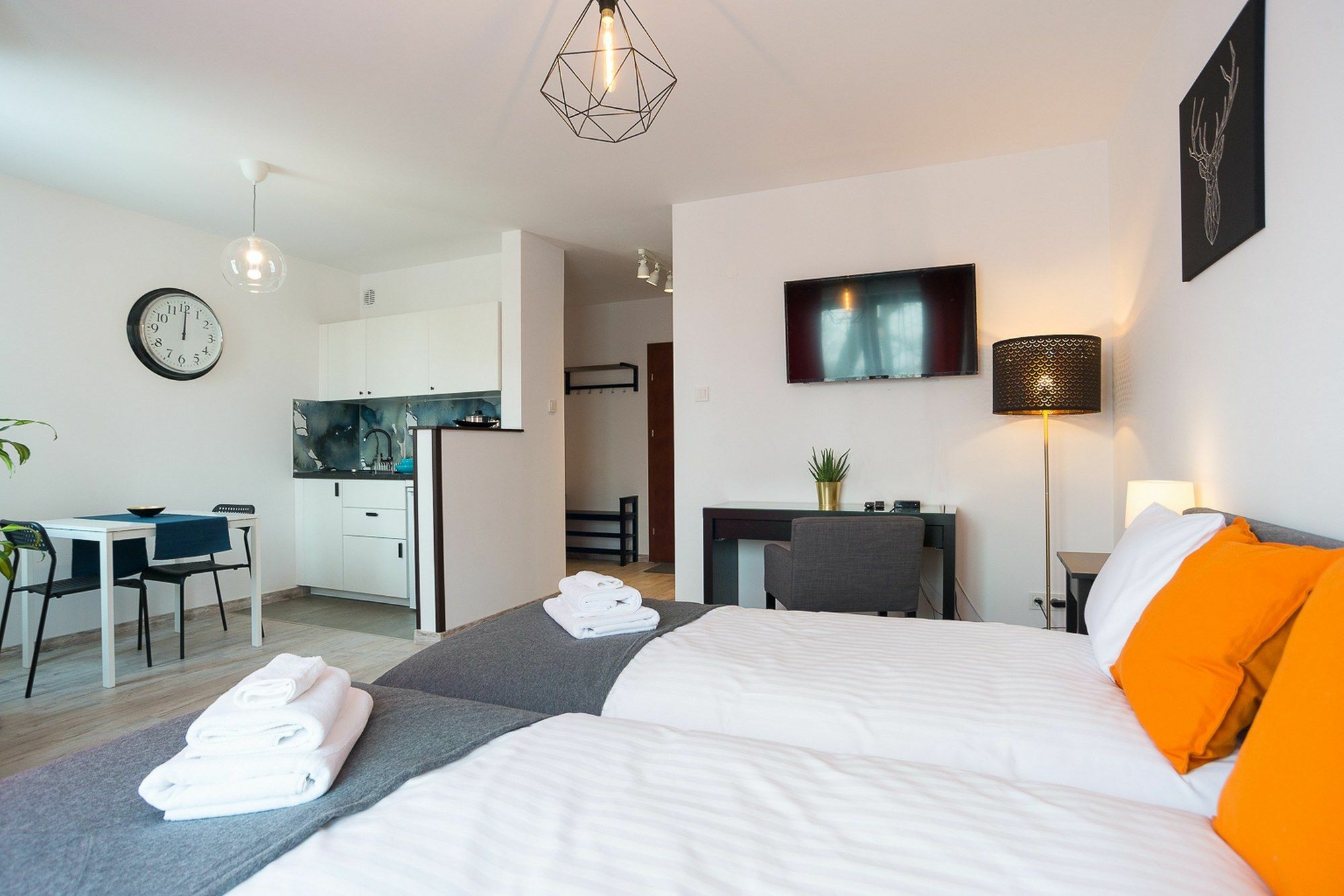 Rentplanet - Apartamenty Sandomierska 3 Краков Экстерьер фото