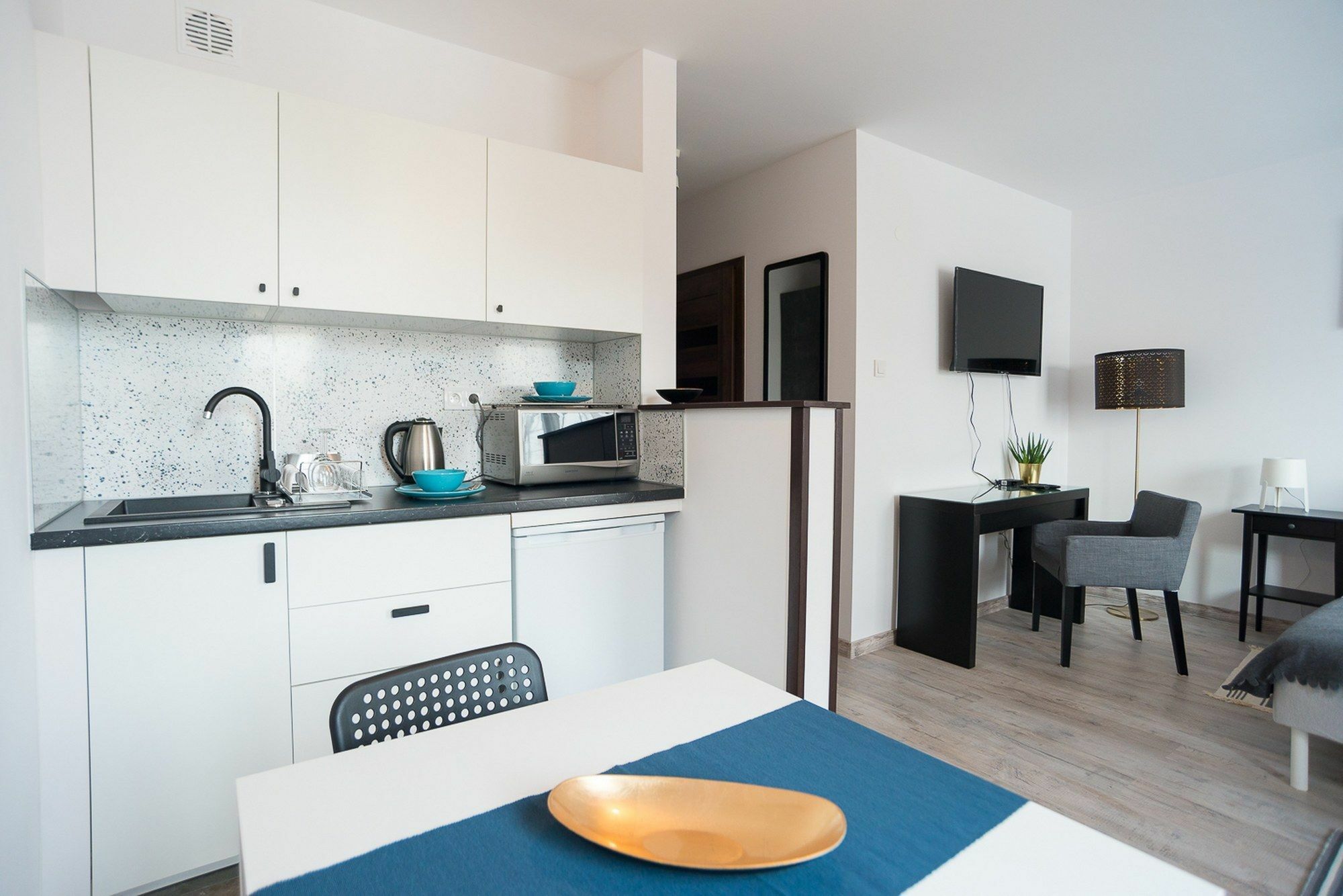 Rentplanet - Apartamenty Sandomierska 3 Краков Экстерьер фото
